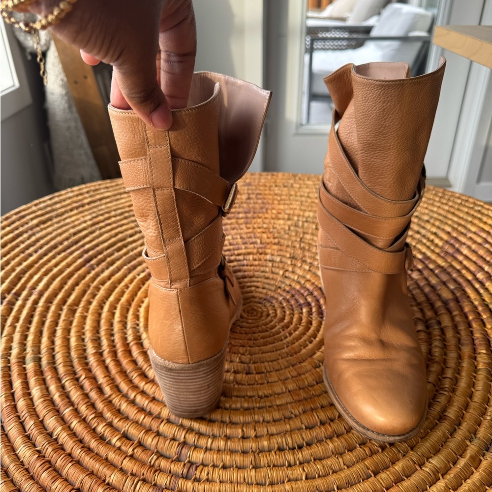 Stuart weitzman tan size 10 buttery Leather Ankle Boots with Buckle - Picture 3 of 9